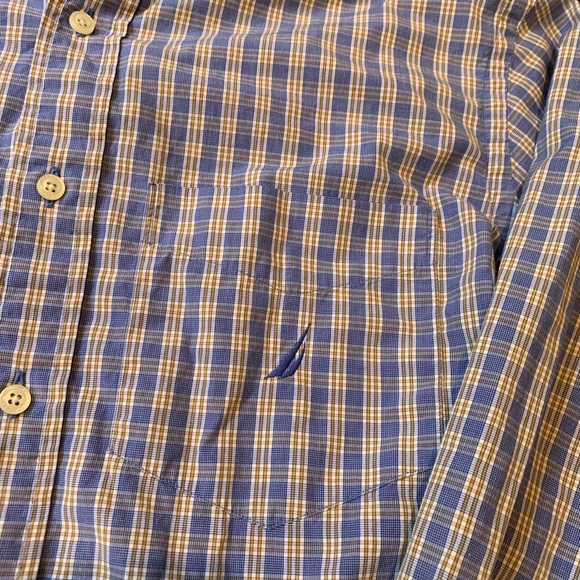 Men’s light blue Nautica dress shirt size M - Picture 3 of 4